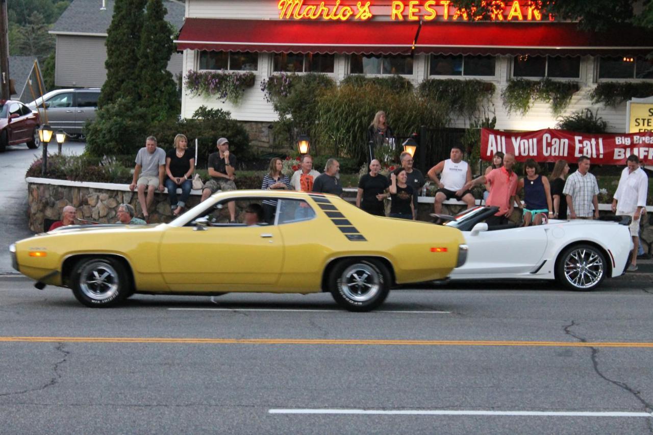 Motel Montreal Lake George Bagian luar foto