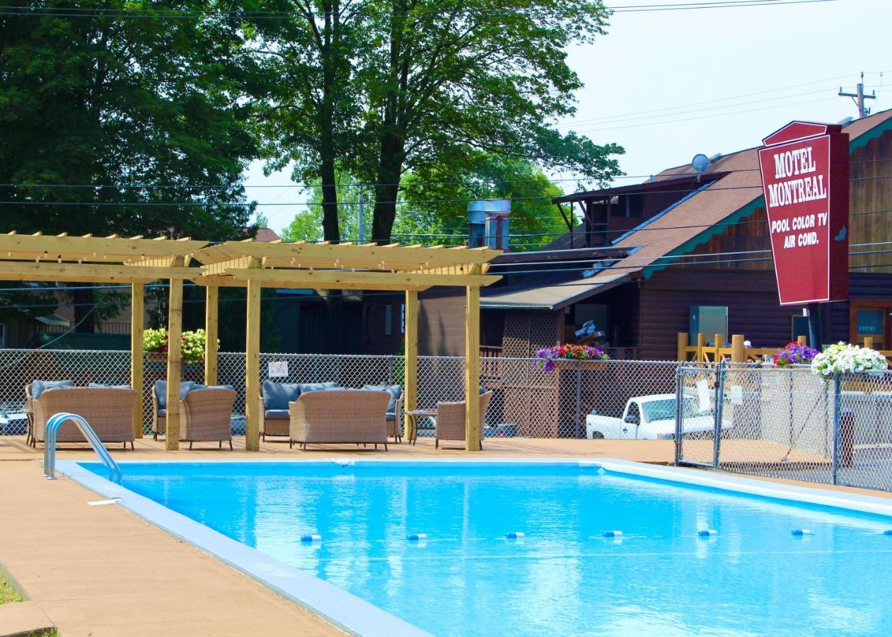 Motel Montreal Lake George Bagian luar foto